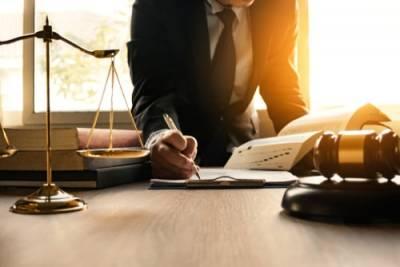 lawyer.jpg